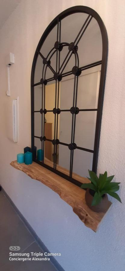 Porto Cristo - Au Port Sans Vis A Vis -Wifi - Parking Appartement Saint-Cyprien  Buitenkant foto